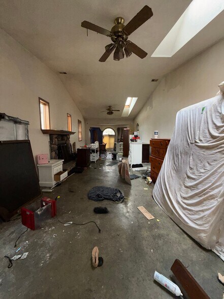 Building Photo - 7 Denovion Ct