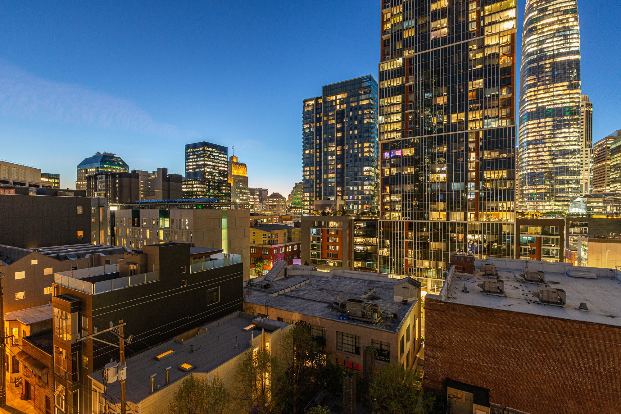 Building Photo - 346 1st St