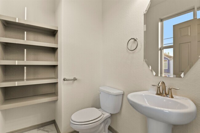 Building Photo - 2123 Sequoia Woods Dr