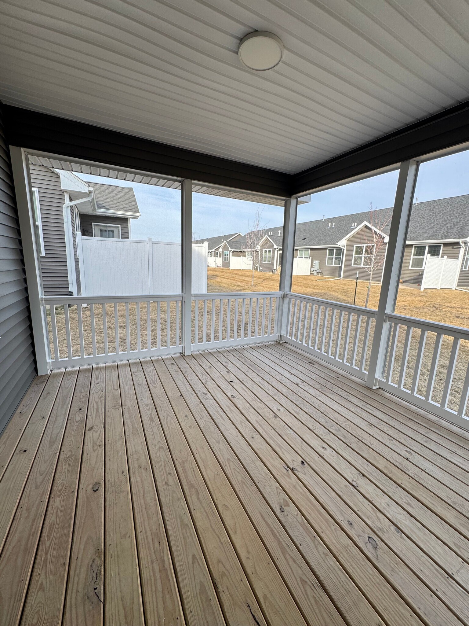 Building Photo - 3082 Charissas Plz