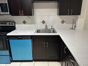 Building Photo - 7901 S Colony Cir