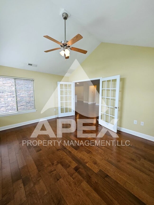Building Photo - Gorgeous 4 Bd/3 Ba Luxury Condo in the Cot...