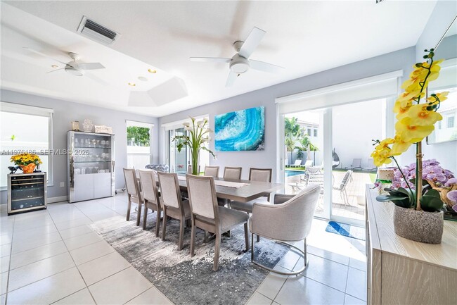 Building Photo - 1547 Mariner Way