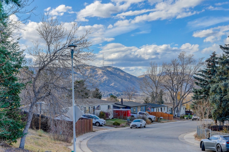 Building Photo - 15646 W 1st Dr