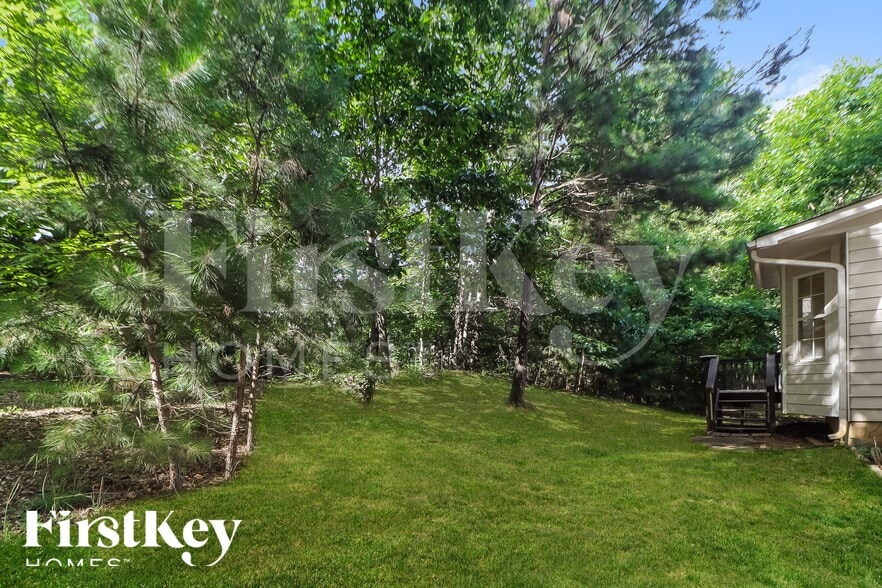 Building Photo - 2086 Cherokee Ridge Trail NW