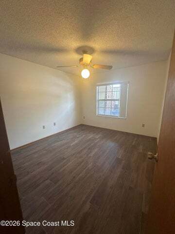 Building Photo - 1600 Woodland Dr