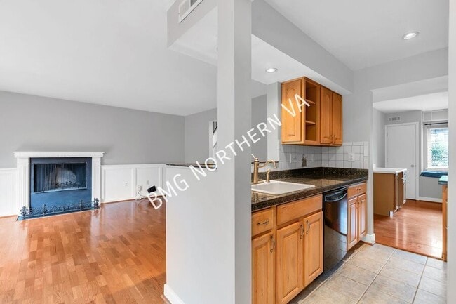 Building Photo - 1790 Ivy Oak Square