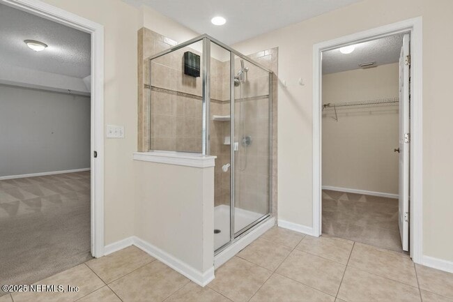 Building Photo - 612 Spruce Creek Rd