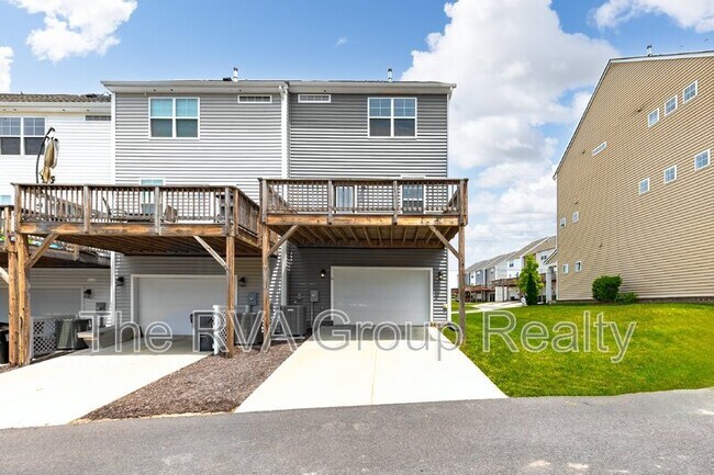 Building Photo - 6448 Cassia Loop