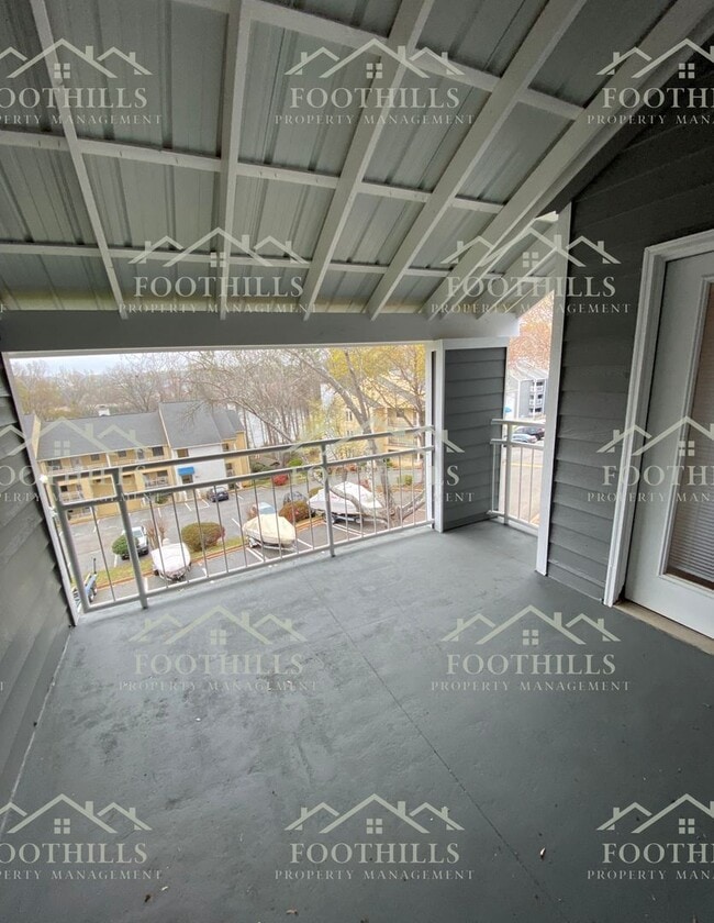 Primary Photo - 2 bedroom, 2 bathroom condominium unit nea...