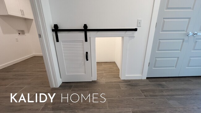 Building Photo - 17636 Salma Rd