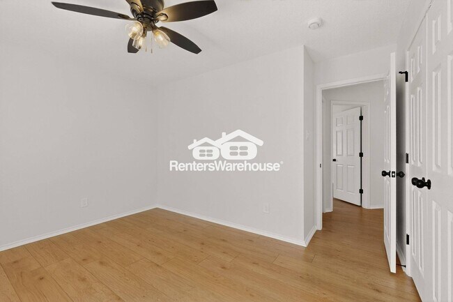 Building Photo - 4918 Silverweed Dr