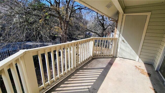 Building Photo - 2450 Wickersham Ln
