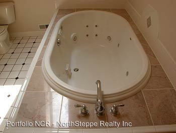 Building Photo - 316-318 W 7th Ave