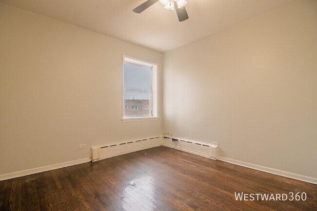 Building Photo - 308 S Springfield Ave