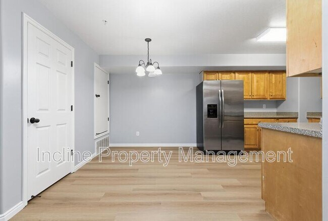 Building Photo - 8212 N Cedar Springs Rd