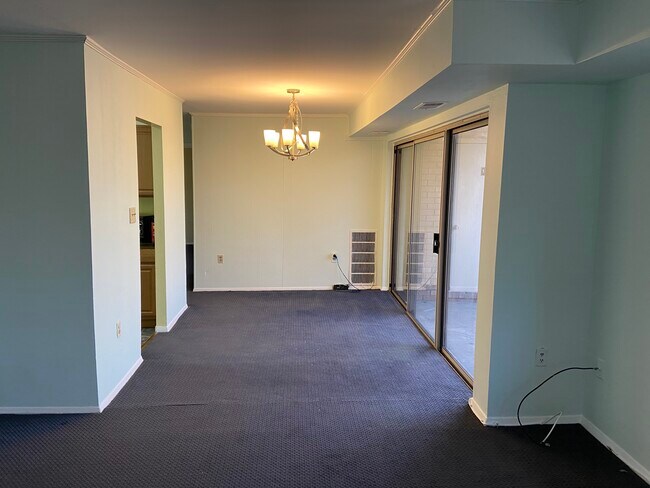 Building Photo - 5101 Crossfield Ct