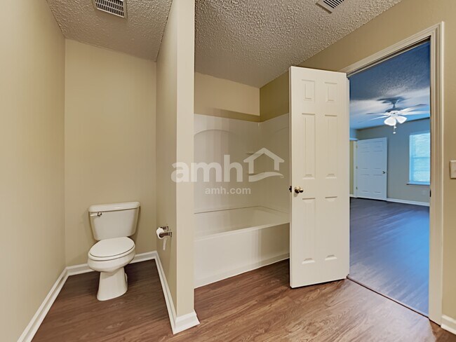 Building Photo - 161 Cherry Laural Ln