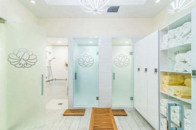 Building Photo - 2110 N Ocean Blvd