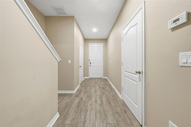 Building Photo - 1154 Water Iris Wy