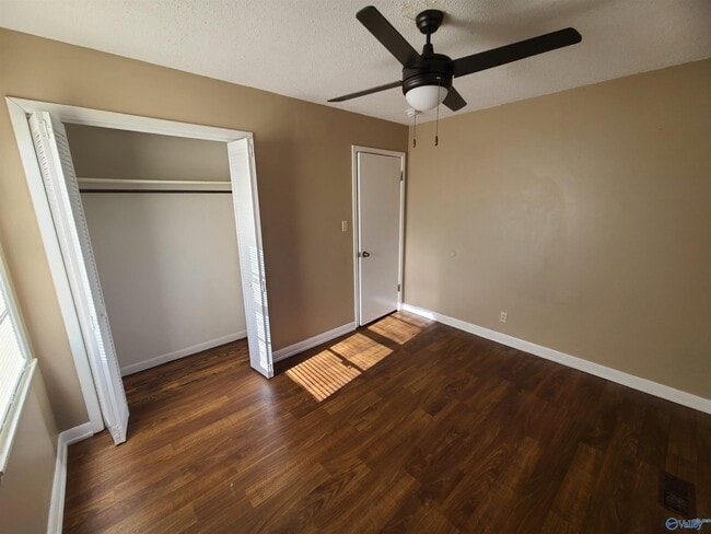 Building Photo - 3606 Northwest Crestmore Avenue