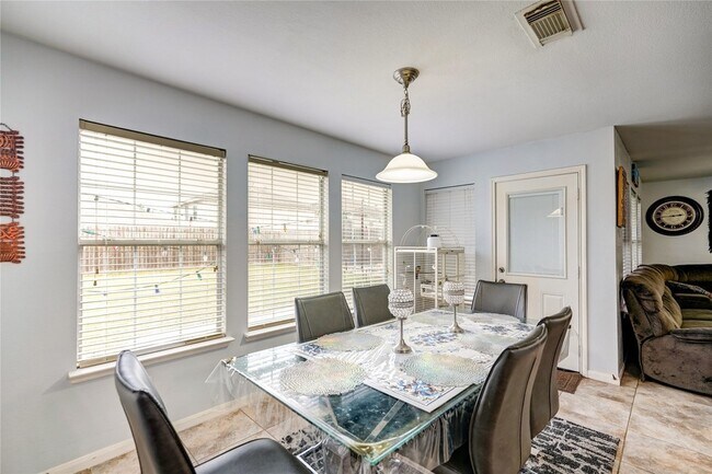 Building Photo - 21030 Kenna Cove Ln