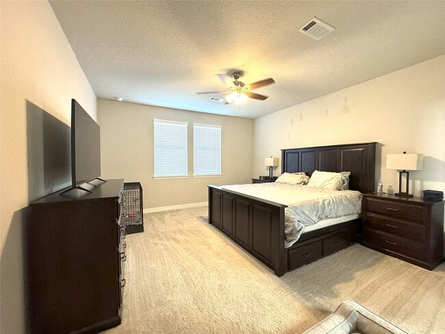 Building Photo - 26006 Steele Flower Dr