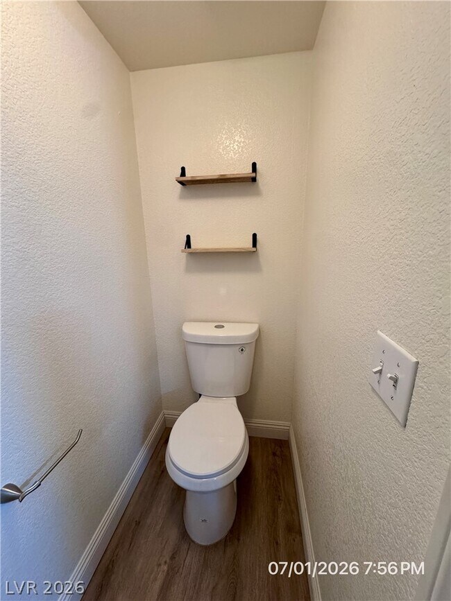 Building Photo - 8405 Shady Shores Cir