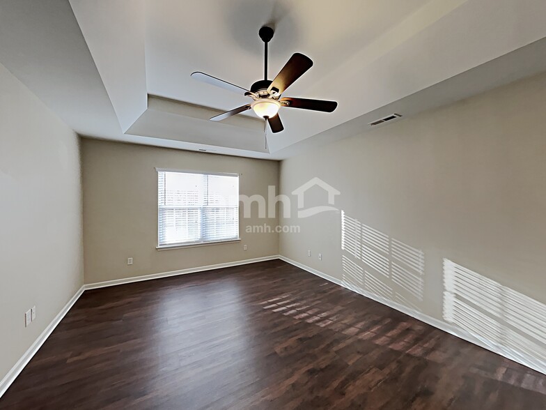 Building Photo - 4227 Springhaven Dr