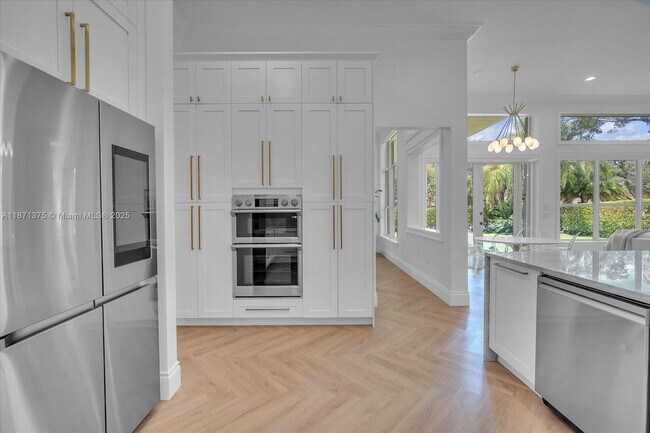 Building Photo - 5478 SW 189th Ave