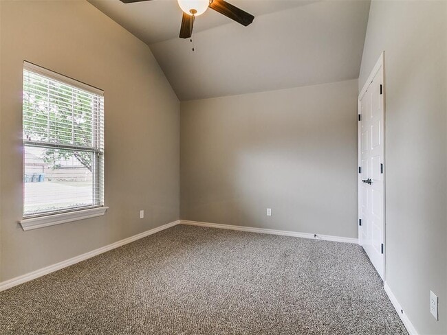 Building Photo - 4932 Wister Ln