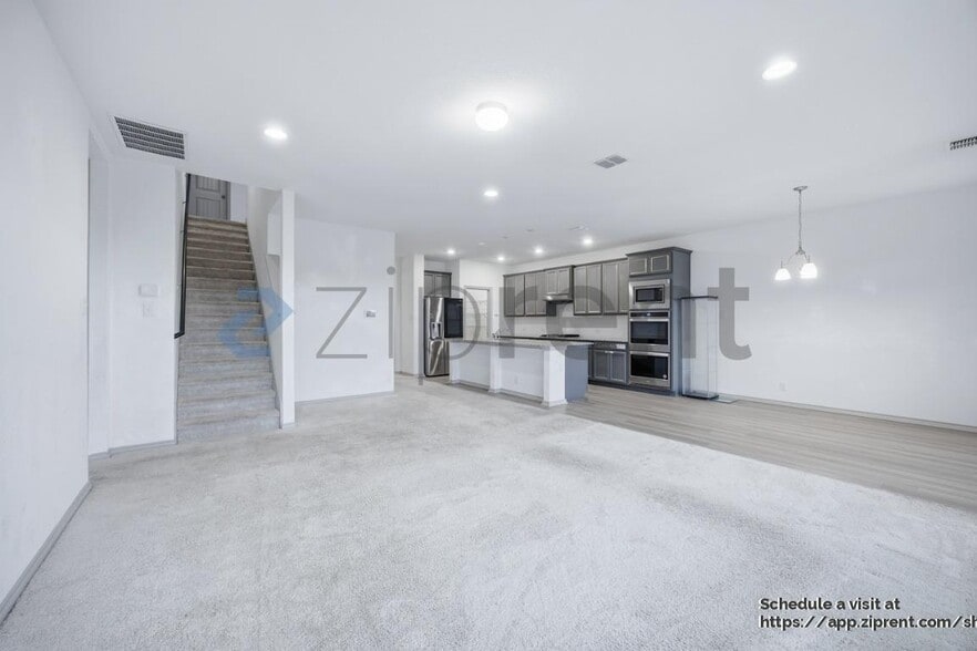 Building Photo - 9106 Spigel Wy