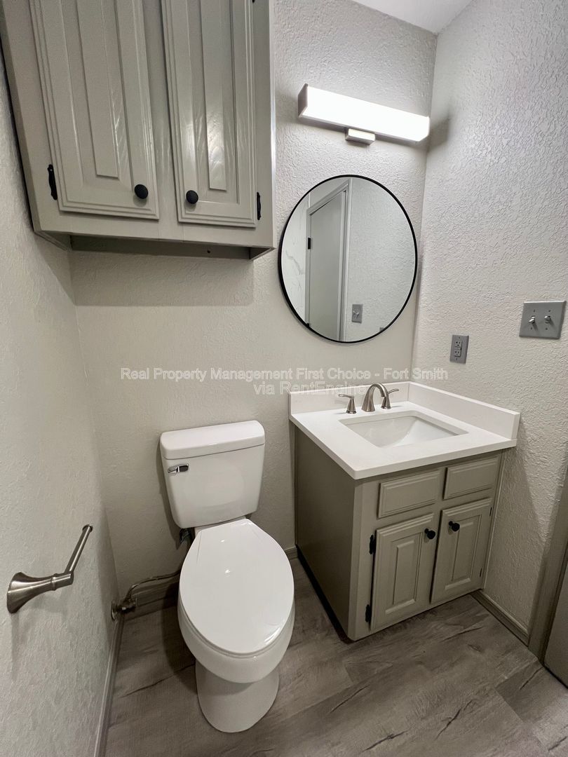 Building Photo - 1709 Brooken Hill Dr