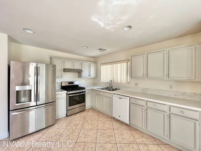 Building Photo - 3 br, 2.5 bath House - 5717 Dewey Dr