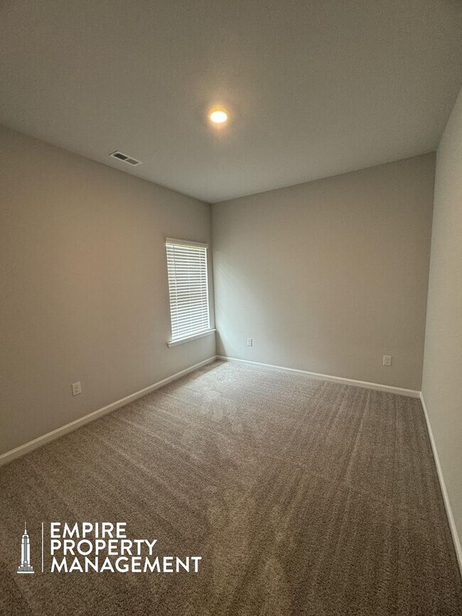 Building Photo - Available For Immediate Move-In!