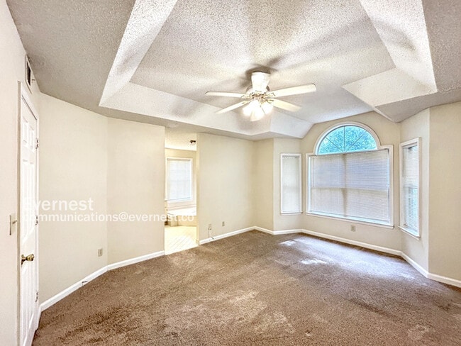 Building Photo - 411 McGill Park Ave NE