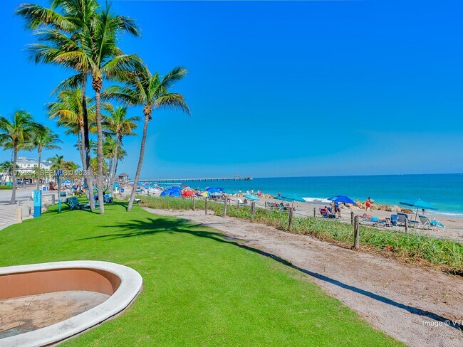 Building Photo - 2051 SE 3rd St