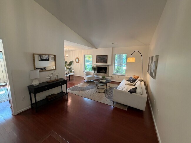 Building Photo - 1016 Timber Creek Dr