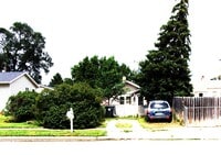 Building Photo - 624 E Madison St