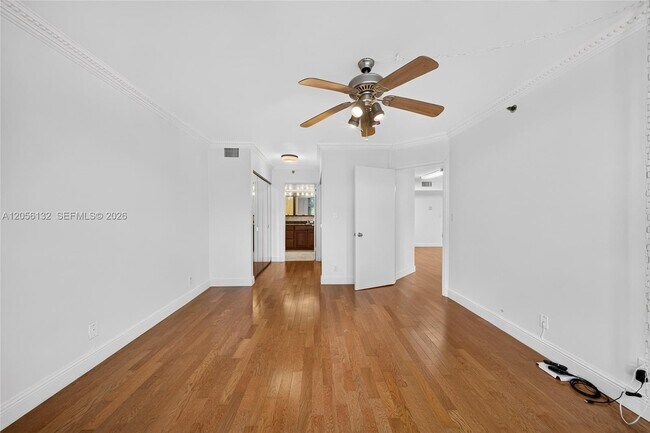 Building Photo - 3600 Mystic Pointe Dr