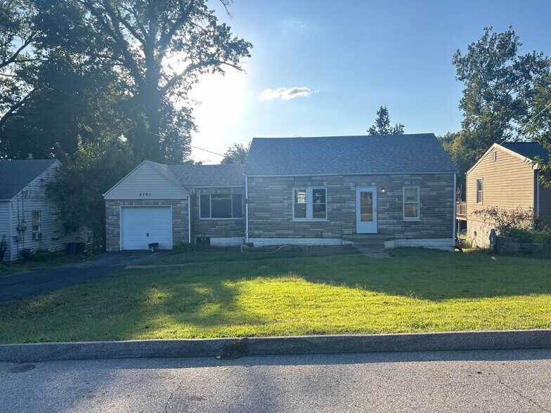 Primary Photo - 3701 Connor Ave