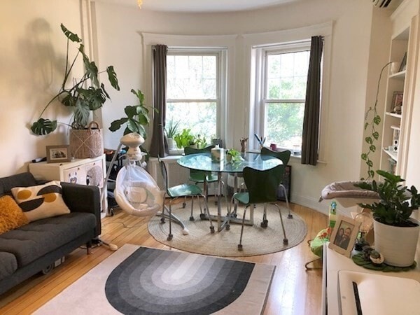 Building Photo - 176 Naples Rd