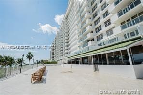 Building Photo - 5601 Collins Ave