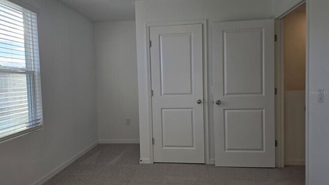 Building Photo - 3004 Skyline Lp