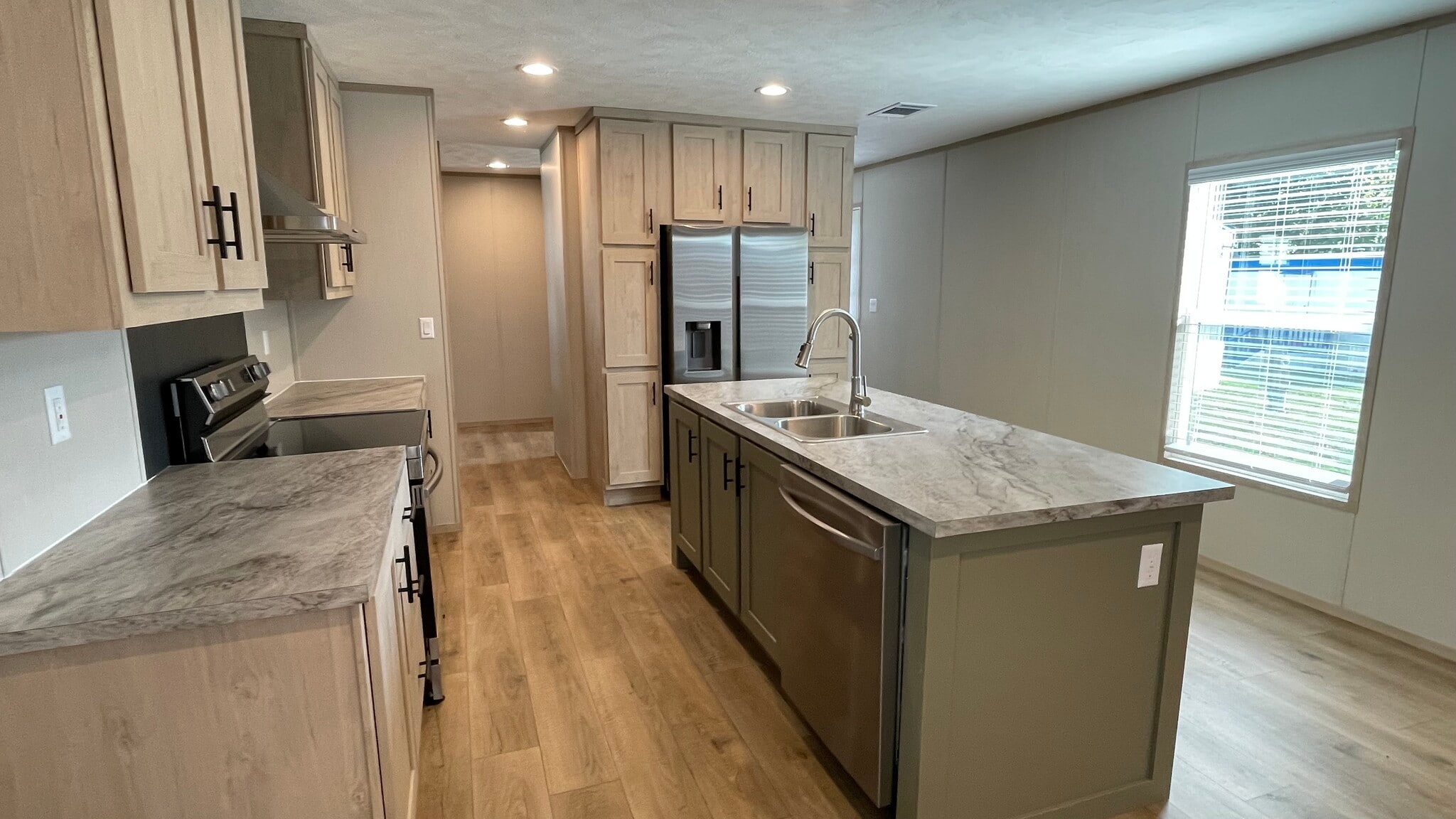 Kitchen - 1192 Village St