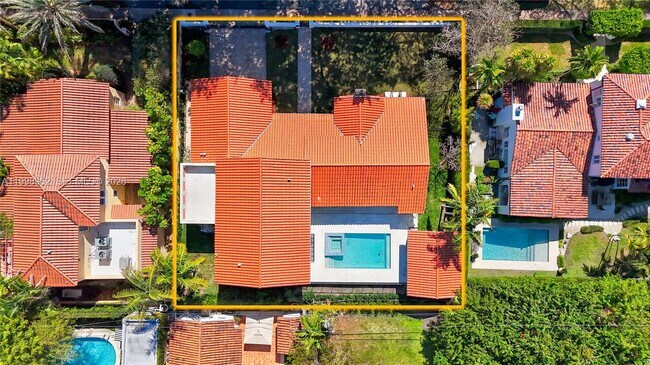 Building Photo - 519 Alhambra Cir