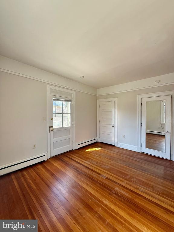 Building Photo - 1503 N Broom St