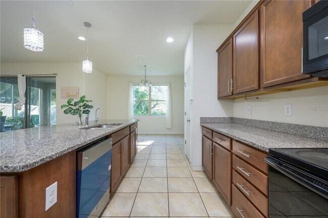 Building Photo - 2775 Red Horse Dr