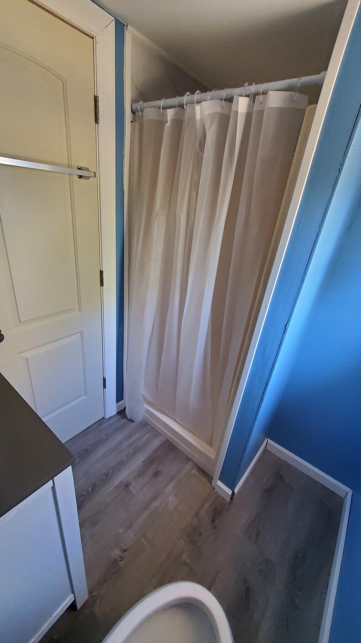 Building Photo - 390 Cottage Home Rd