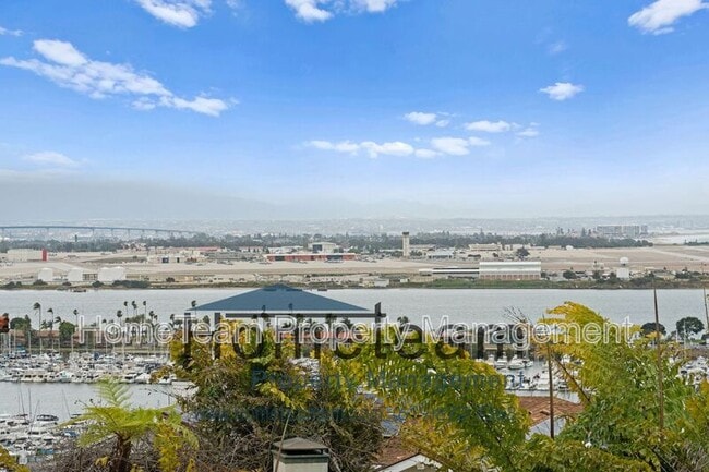 Building Photo - 746 Armada Terrace